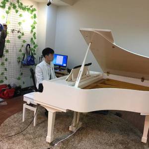 国产➕喷水➕白浆➕破解版软件
